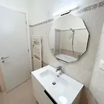 Torre D'avorio: Renovated With Terrace Near Center Apartment Rapallo