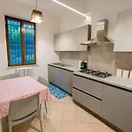 Apartment Torre D'avorio: Renovated With Terrace Near Center Rapallo