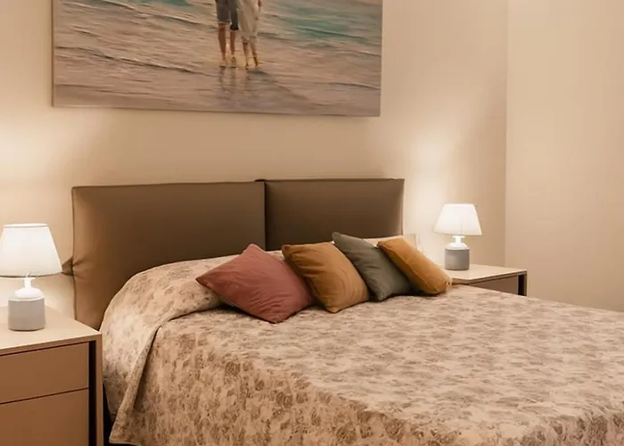 Torre D'avorio: Renovated With Terrace Near Center Apartment Rapallo